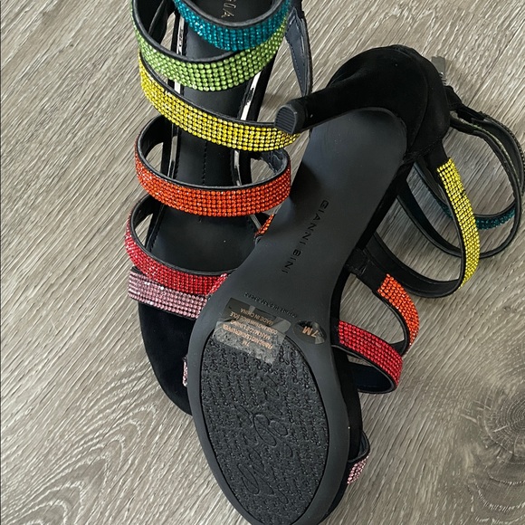 Gianni Bini Black Heels with Rainbow Straps - Picture 4 of 4